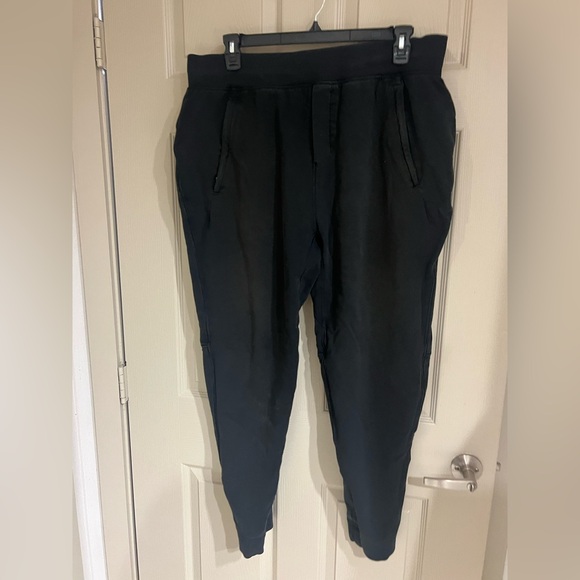 Lululemon Cross Cut Joggers - Picture 1 of 3